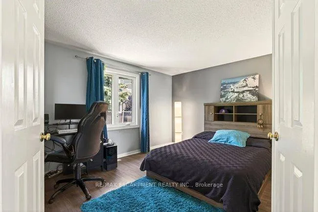 Photo 21 of 38 Sundrop Court, Hamilton, Iroquoia Heights — HOMEH