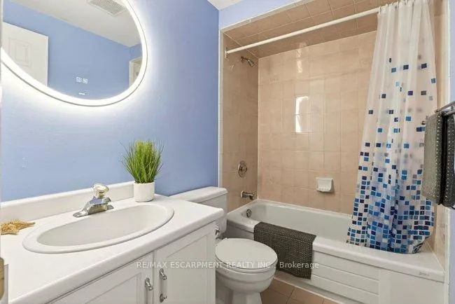 Photo 28 of 38 Sundrop Court, Hamilton, Iroquoia Heights — HOMEH