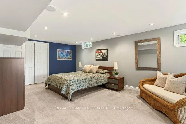 Photo 31 of 38 Sundrop Court, Hamilton, Iroquoia Heights — HOMEH