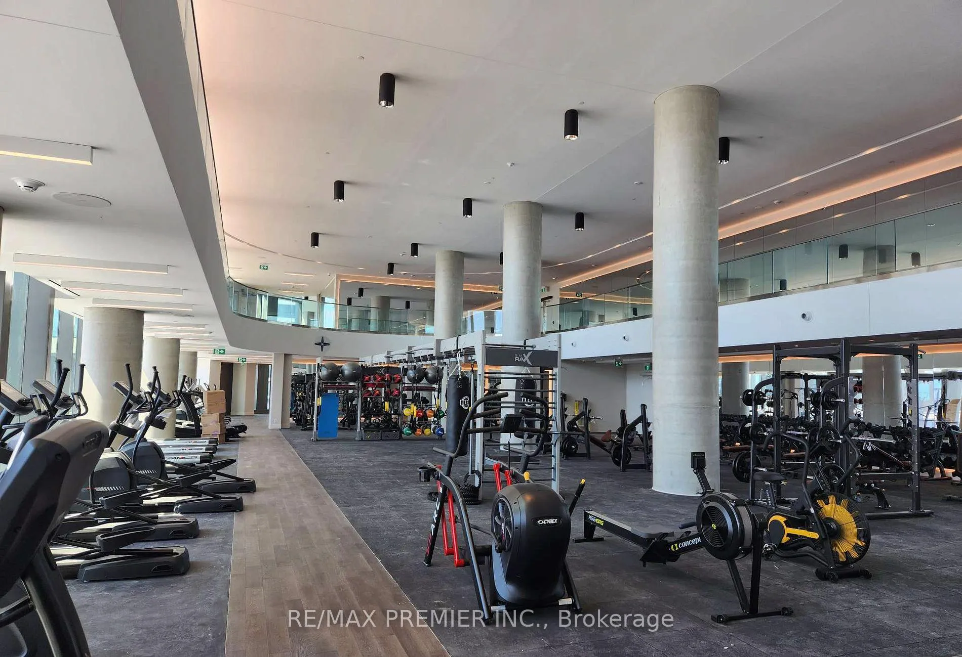 Photo 5 of Unit 207, 1000 Portage Parkway, Vaughan, Vaughan Corporate Centre — HOMEH