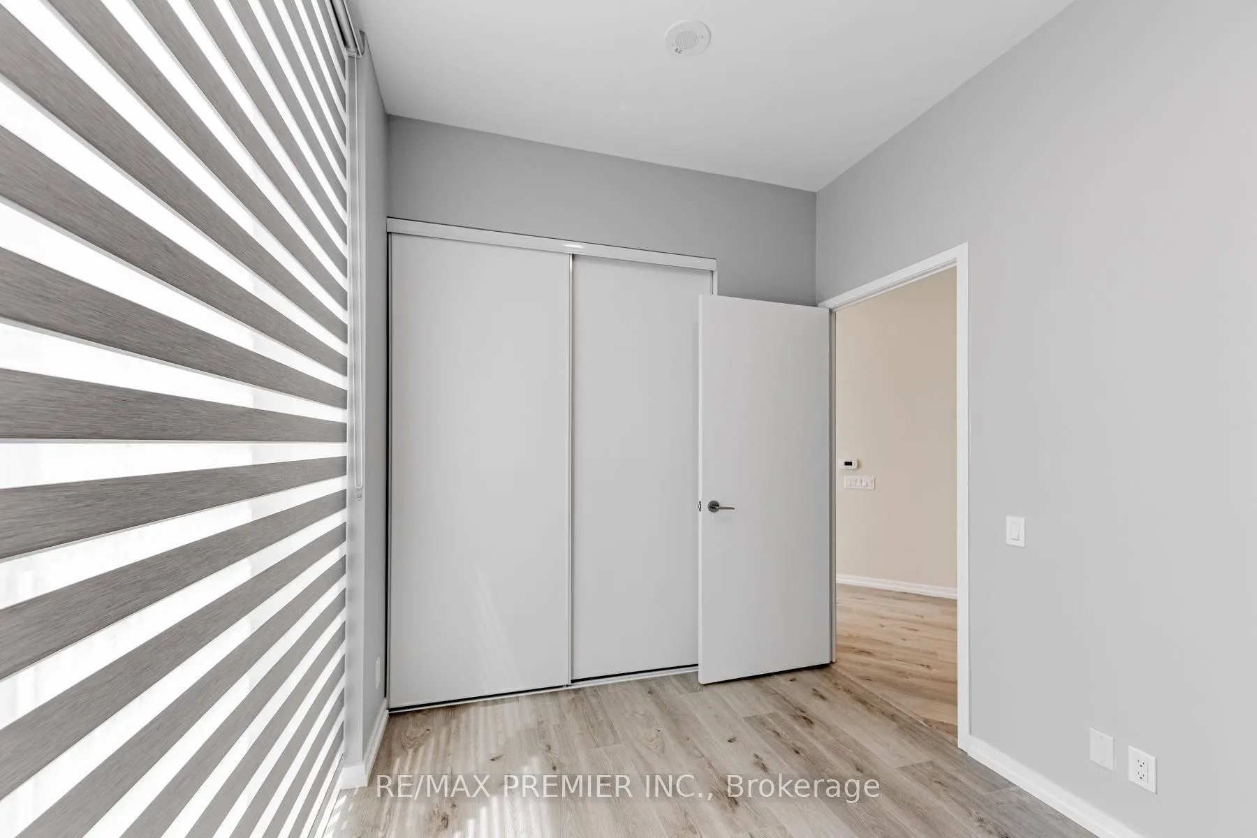 Photo 11 of Unit 207, 1000 Portage Parkway, Vaughan, Vaughan Corporate Centre — HOMEH