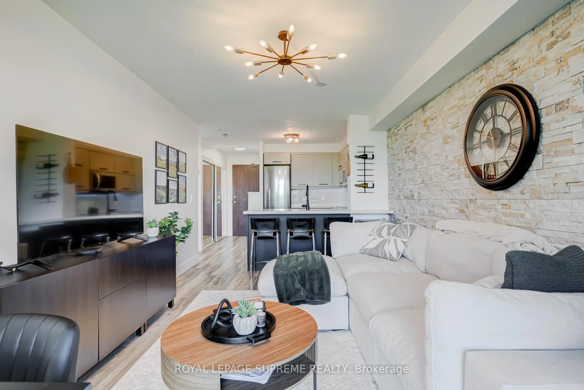 Photo 10 of Unit 610, 11 Michael Power Place, Etobicoke, Islington-City Centre West — HOMEH