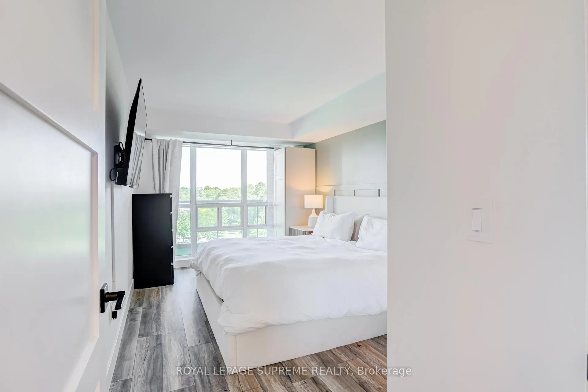 Photo 11 of Unit 610, 11 Michael Power Place, Etobicoke, Islington-City Centre West — HOMEH
