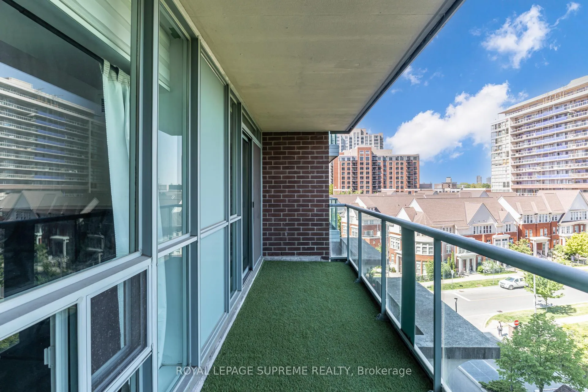 Photo 19 of Unit 610, 11 Michael Power Place, Etobicoke, Islington-City Centre West — HOMEH