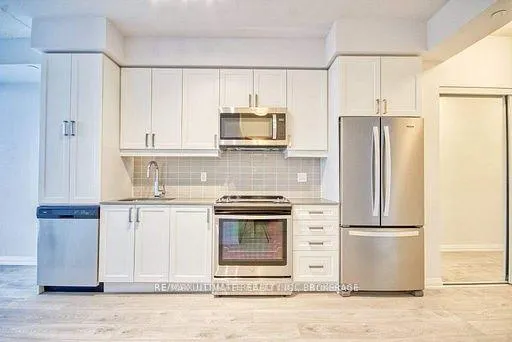Photo 3 of Unit 310, 7895 Jane Street, Vaughan, Concord — HOMEH