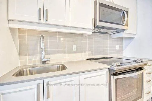Photo 6 of Unit 310, 7895 Jane Street, Vaughan, Concord — HOMEH