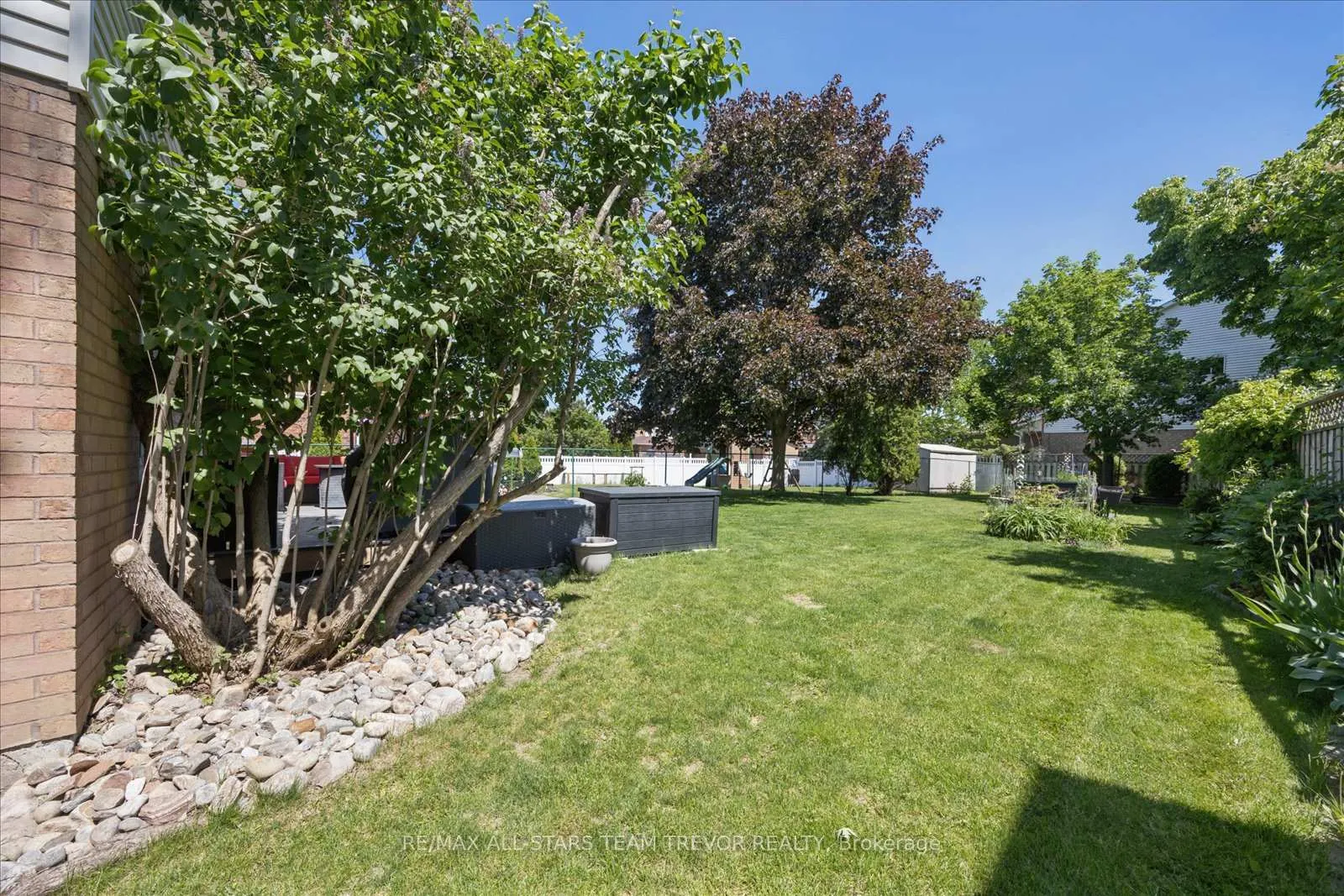 Photo 40 of 199 Carrick Avenue, Georgina, Keswick North — HOMEH
