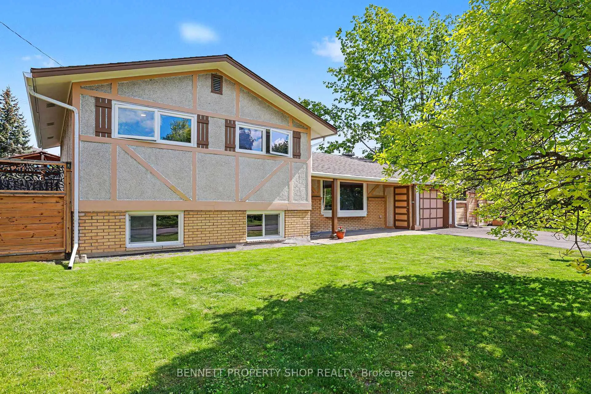 Photo 34 of 2736 Stone Crescent, Ottawa, Redwood Park — HOMEH