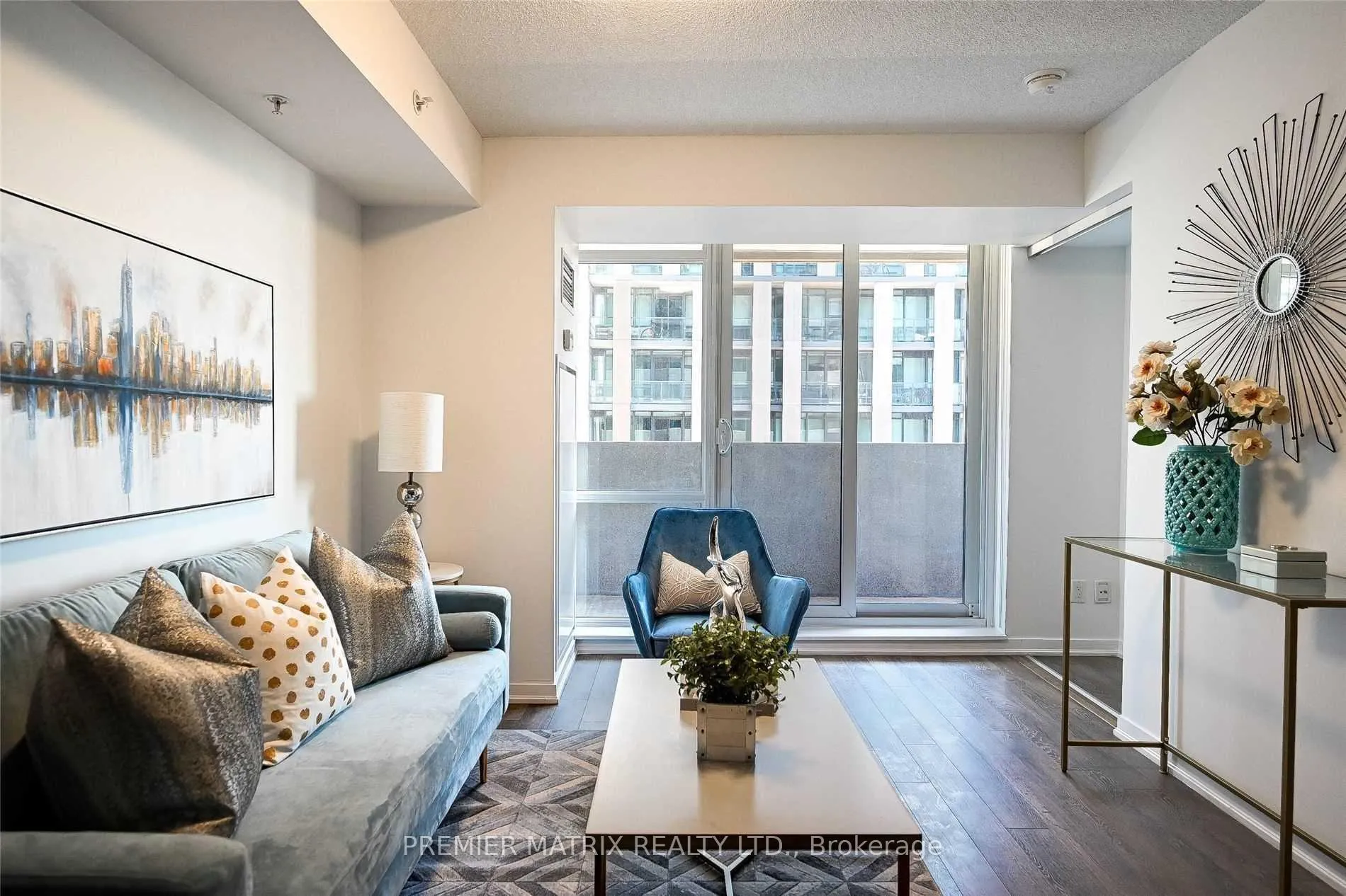 Photo 8 of Unit 910, 20 Joe Shuster Way, Toronto, South Parkdale — HOMEH