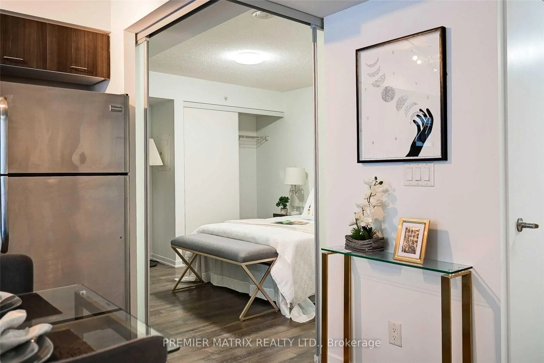 Photo 11 of Unit 910, 20 Joe Shuster Way, Toronto, South Parkdale — HOMEH