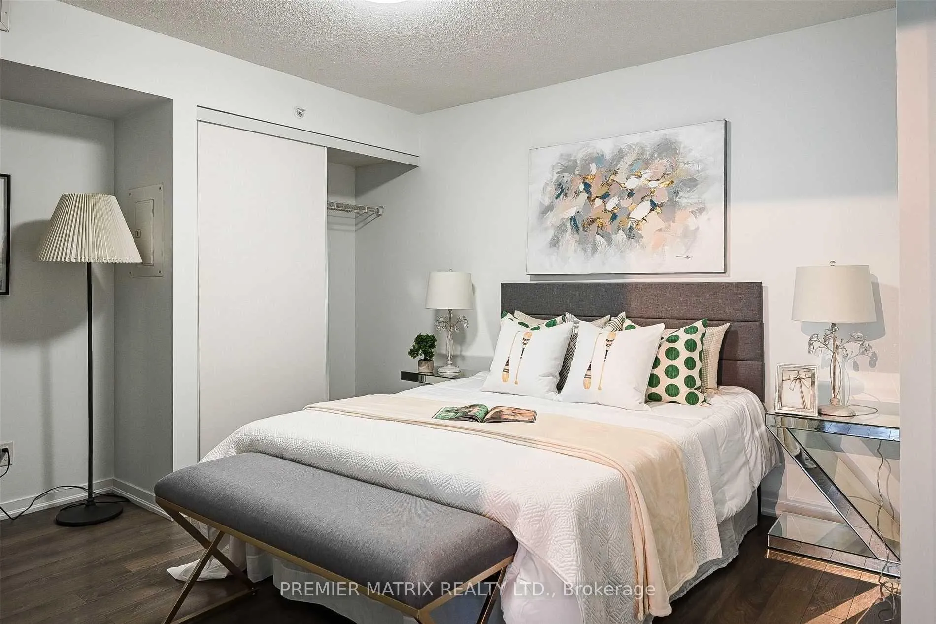 Photo 12 of Unit 910, 20 Joe Shuster Way, Toronto, South Parkdale — HOMEH