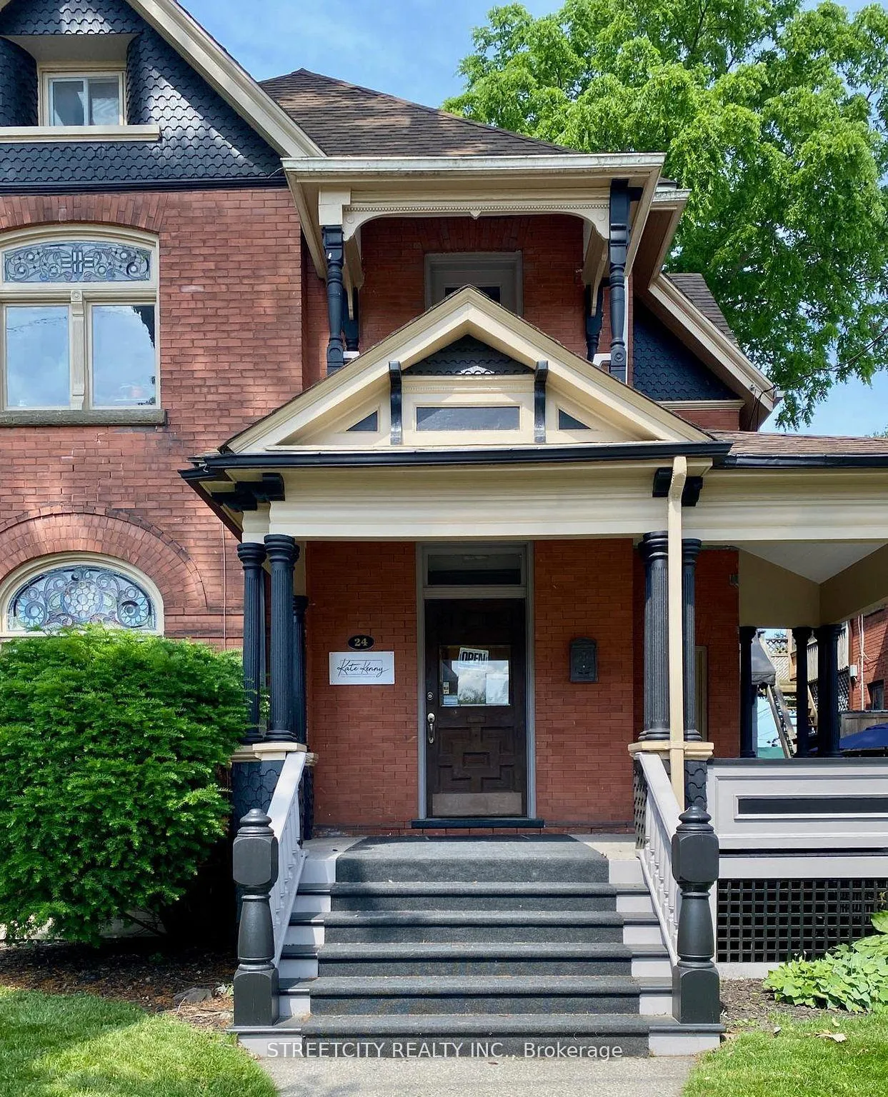 Photo 2 of 24 Hincks Street, St. Thomas — HOMEH