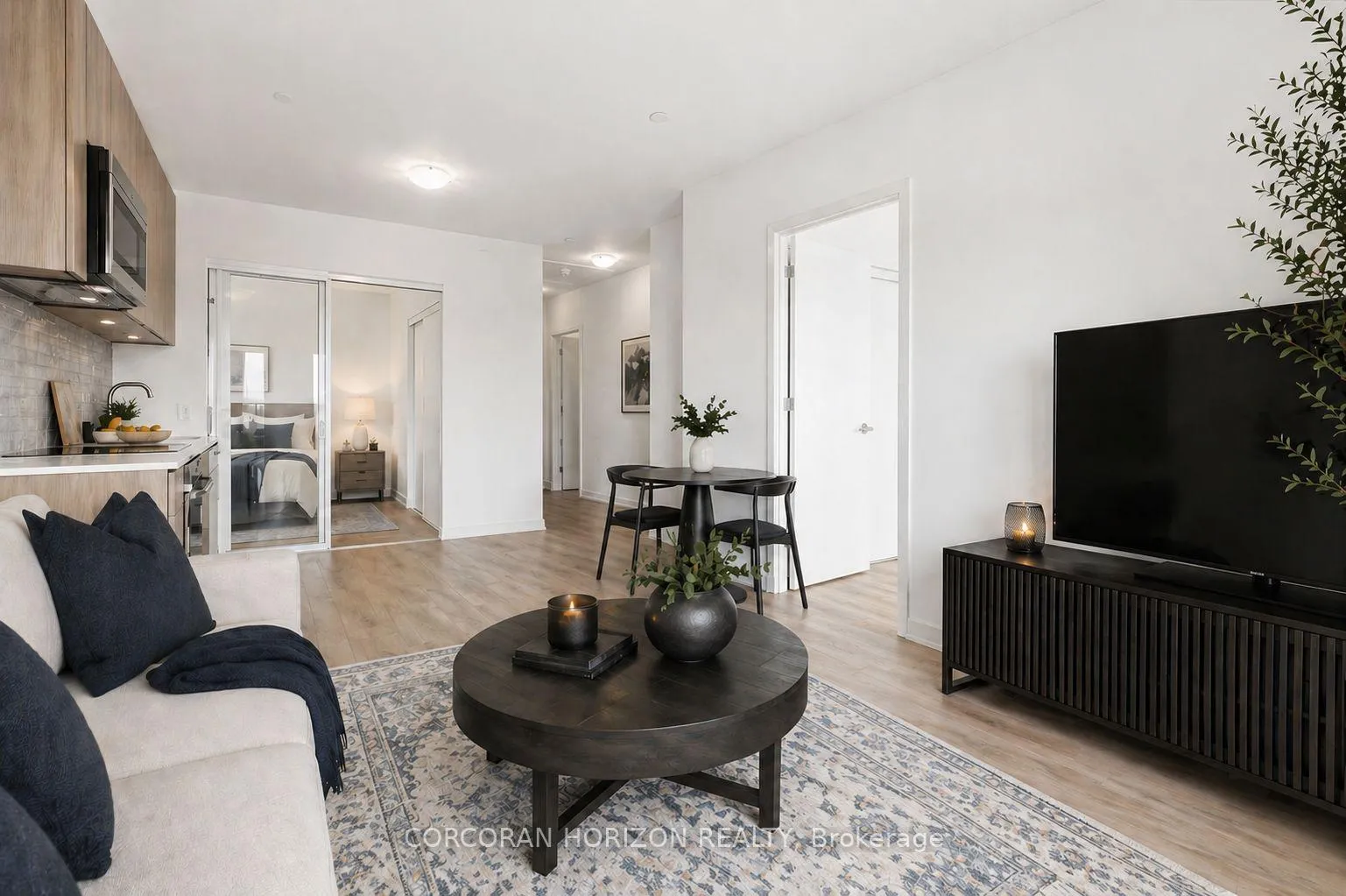 Photo 9 of Unit 805, 7439 Kingston Road, Scarborough, Rouge — HOMEH