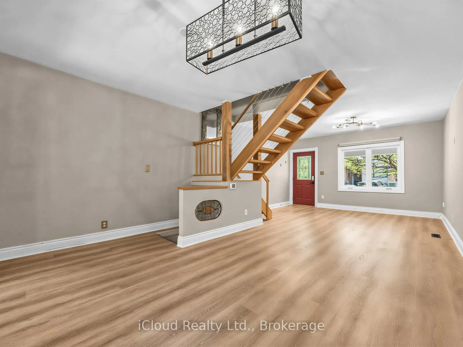 Photo 6 of 192 Gledhill Avenue, Toronto, Woodbine-Lumsden — HOMEH