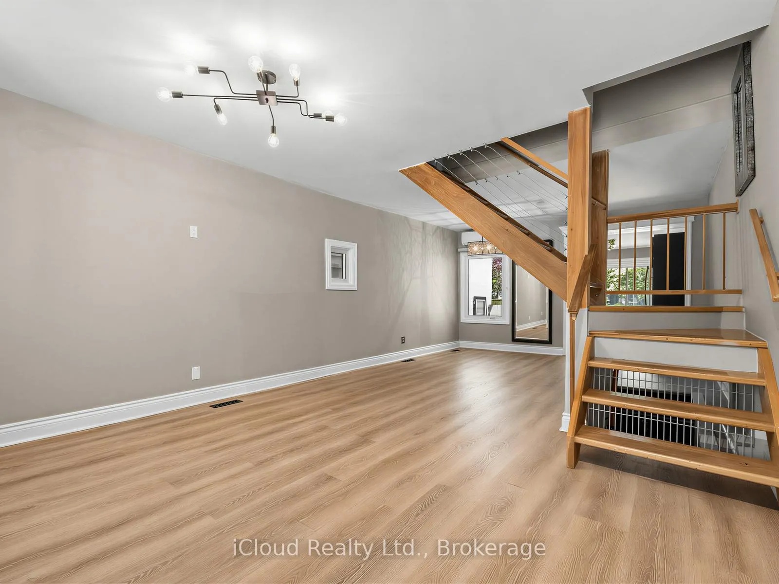 Photo 8 of 192 Gledhill Avenue, Toronto, Woodbine-Lumsden — HOMEH
