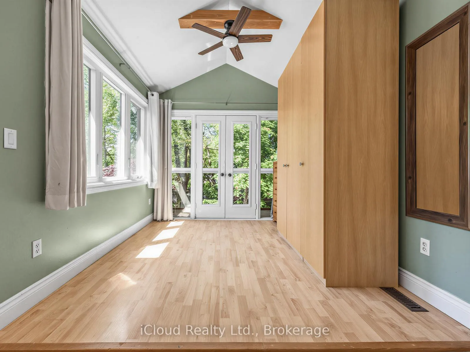 Photo 18 of 192 Gledhill Avenue, Toronto, Woodbine-Lumsden — HOMEH