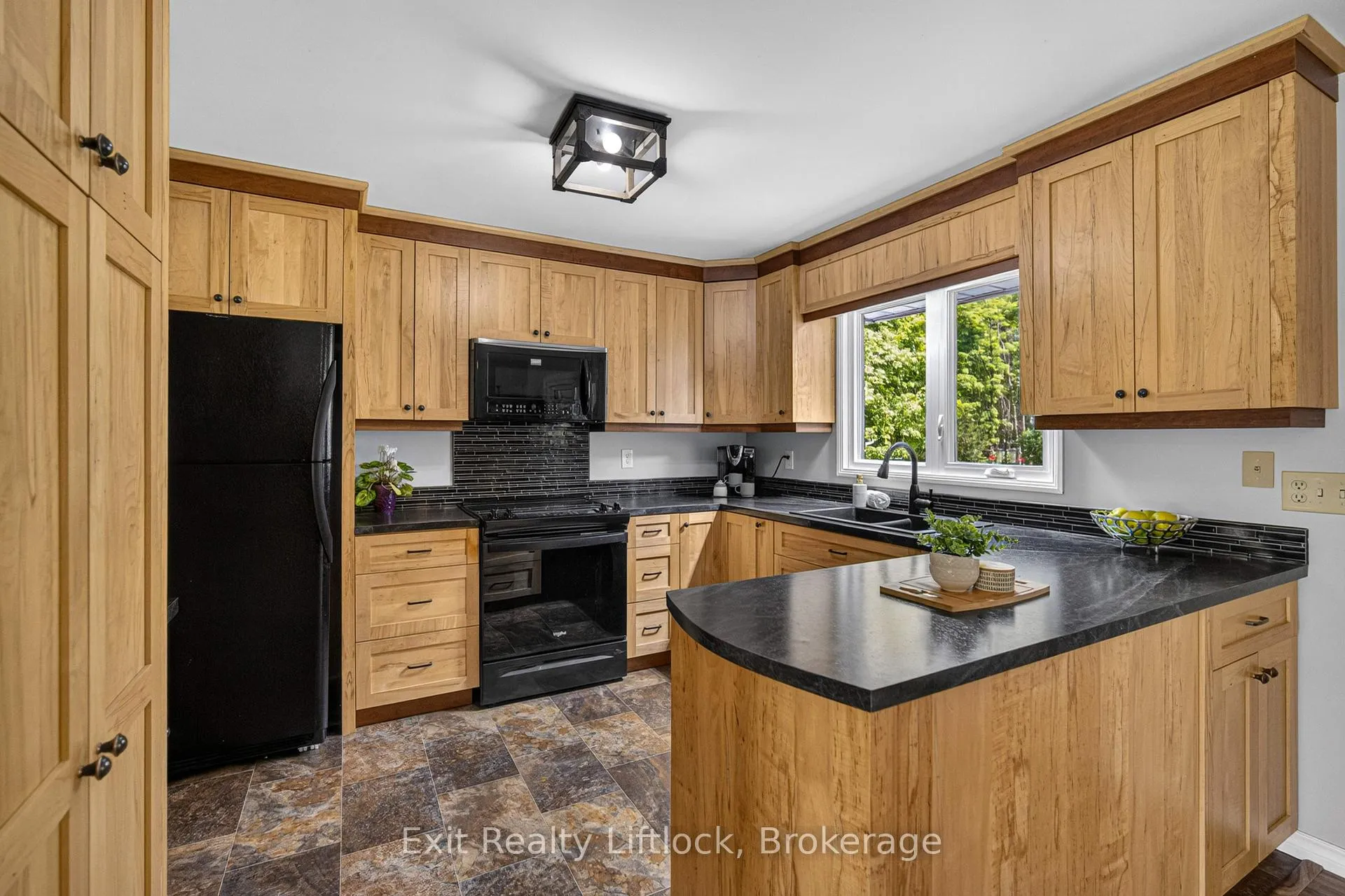 Photo 17 of 645 Birchview Road S, Douro-Dummer — HOMEH
