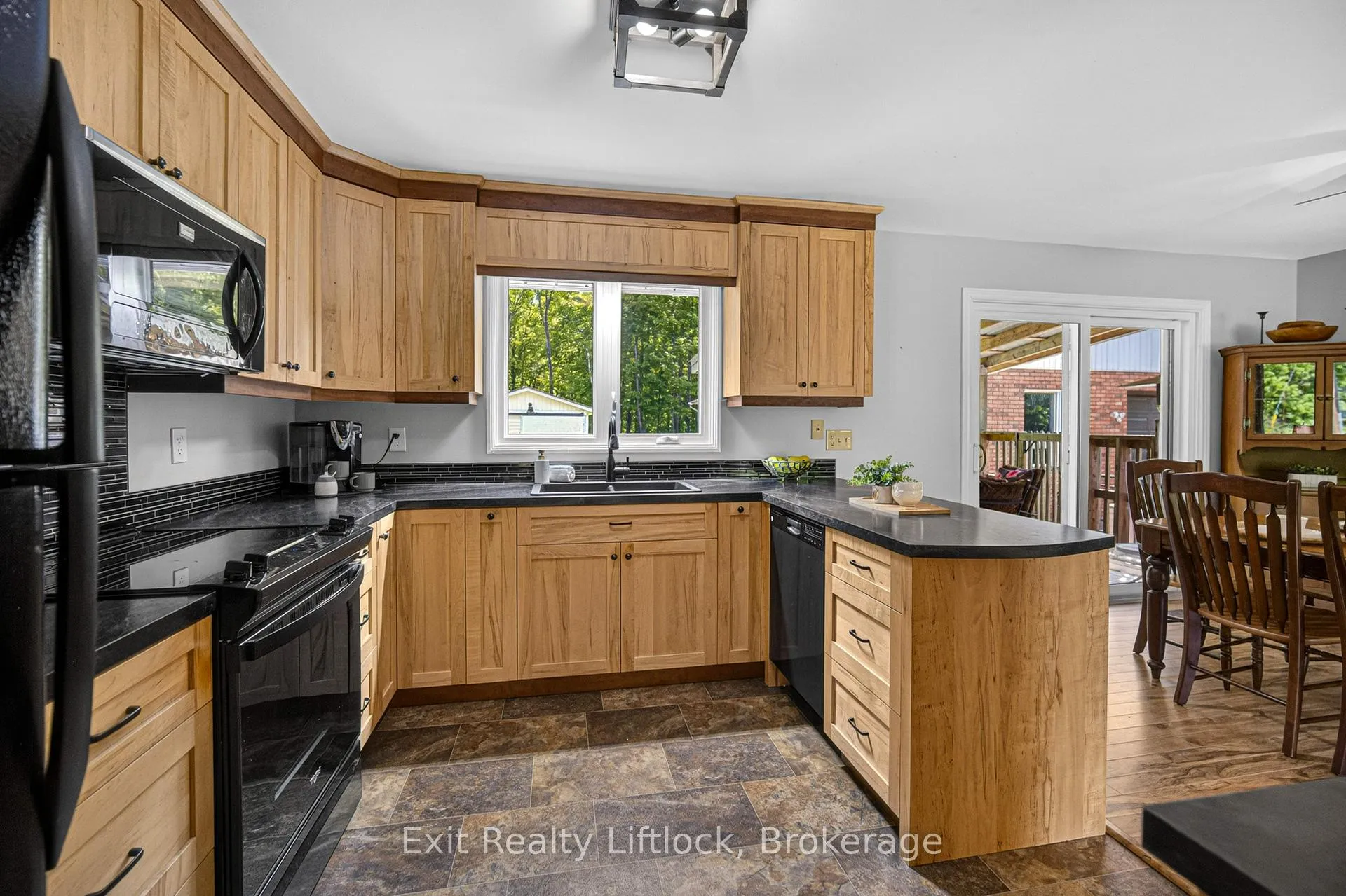 Photo 18 of 645 Birchview Road S, Douro-Dummer — HOMEH