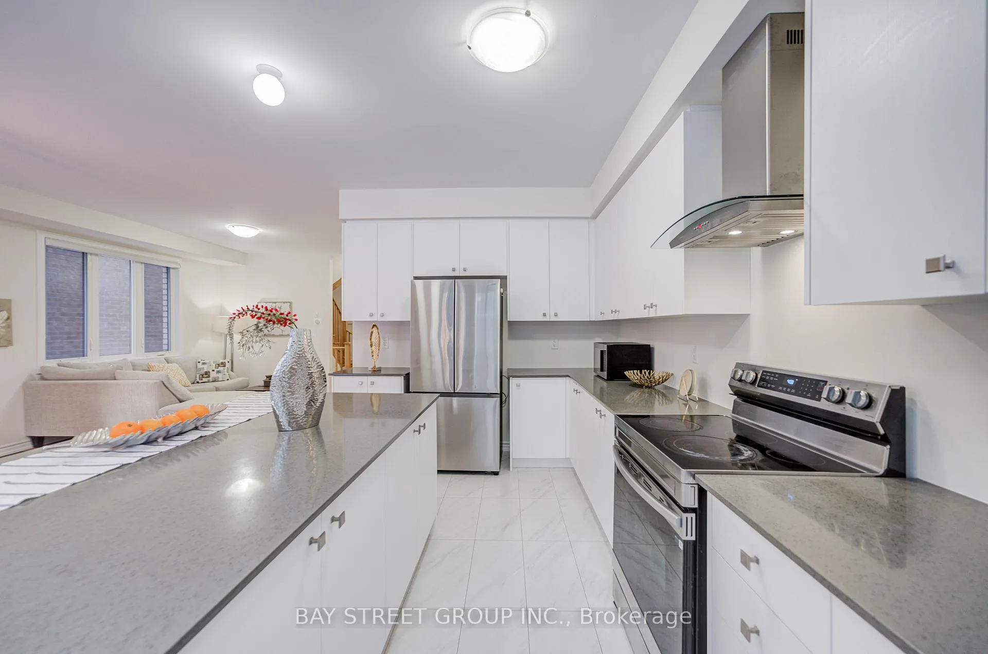 Photo 9 of 2916 Nakina Street, Pickering, Rural Pickering — HOMEH