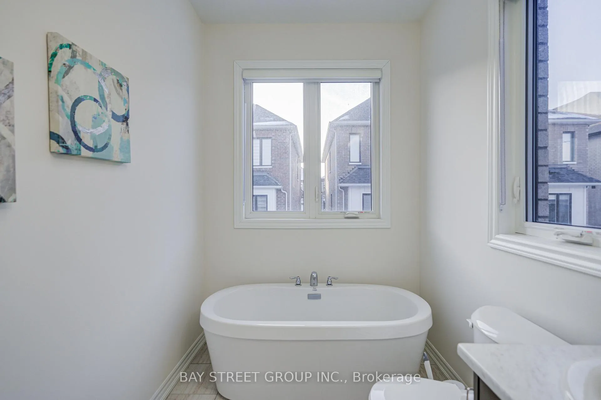 Photo 15 of 2916 Nakina Street, Pickering, Rural Pickering — HOMEH