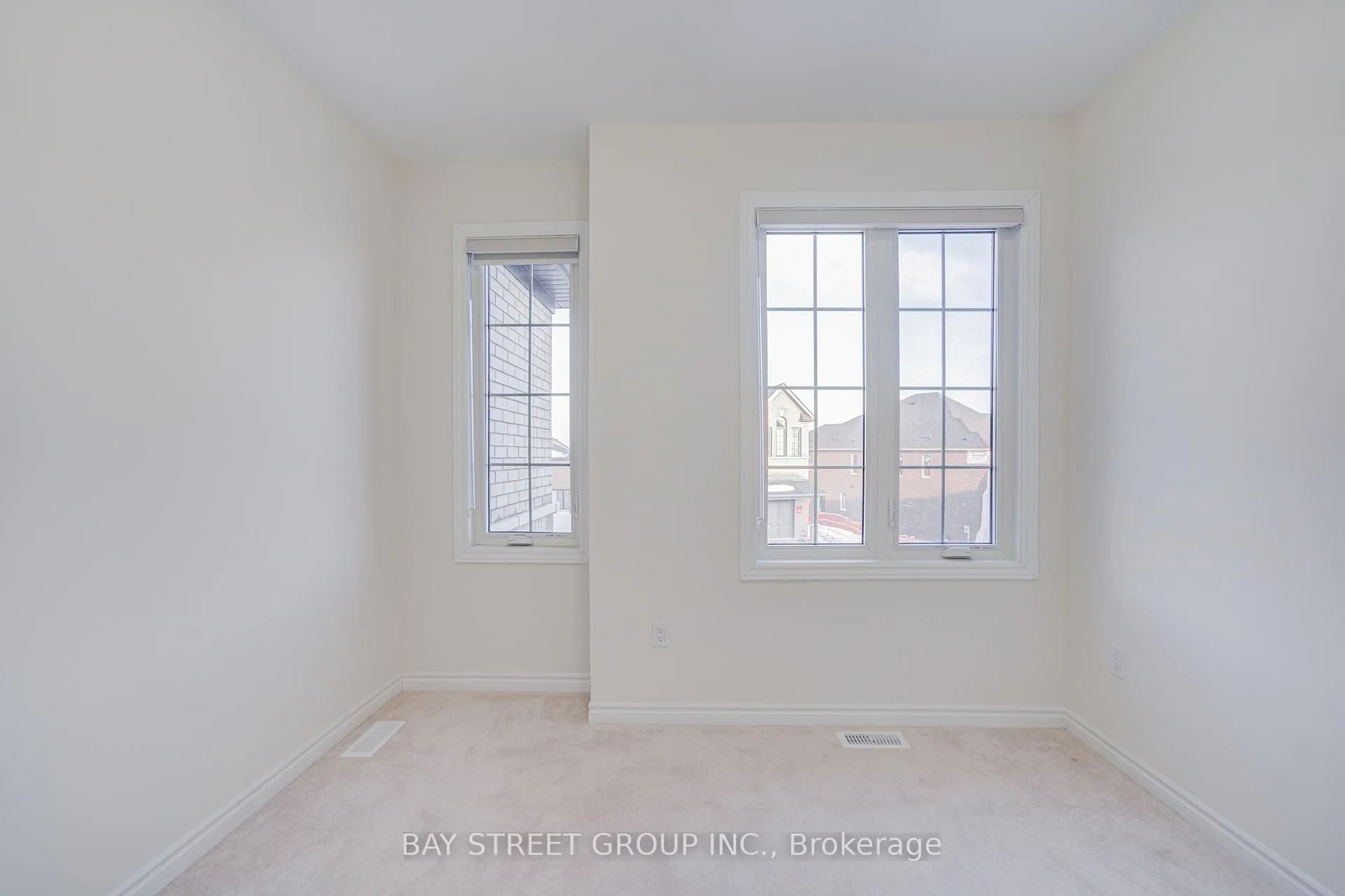 Photo 24 of 2916 Nakina Street, Pickering, Rural Pickering — HOMEH