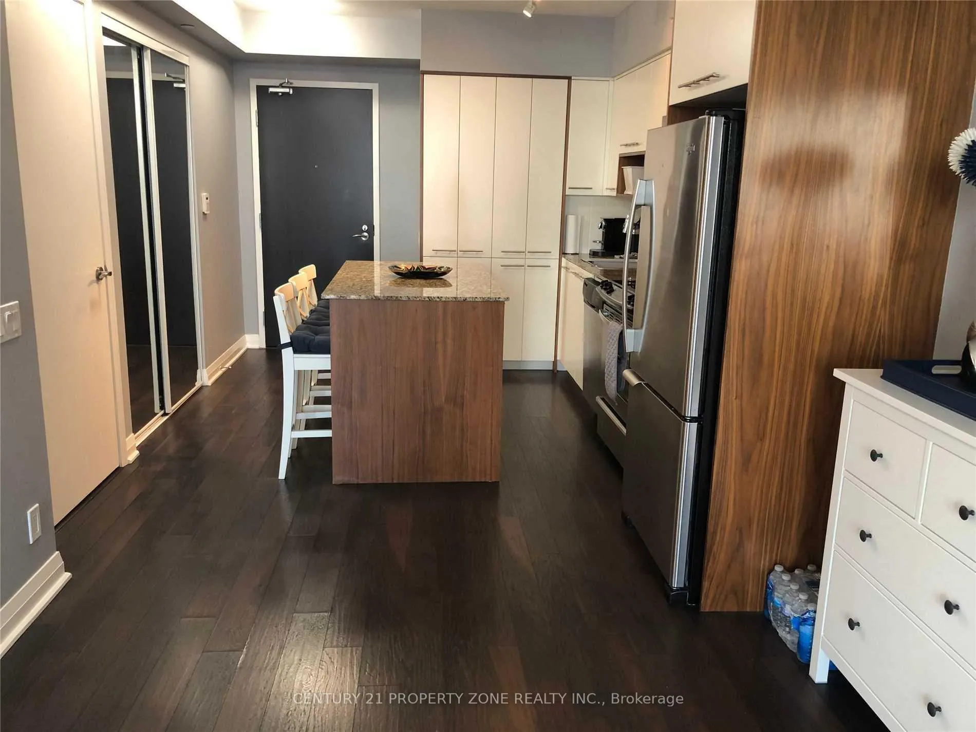 Photo 5 of Unit 2209, 5 Valhalla Inn Road, Etobicoke, Islington-City Centre West — HOMEH