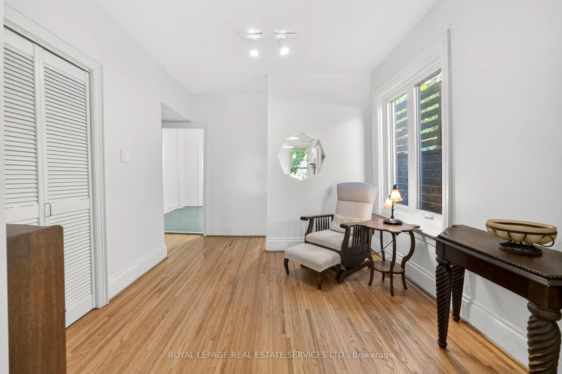 Photo 15 of 32 Hillsview Avenue, Toronto, High Park North — HOMEH