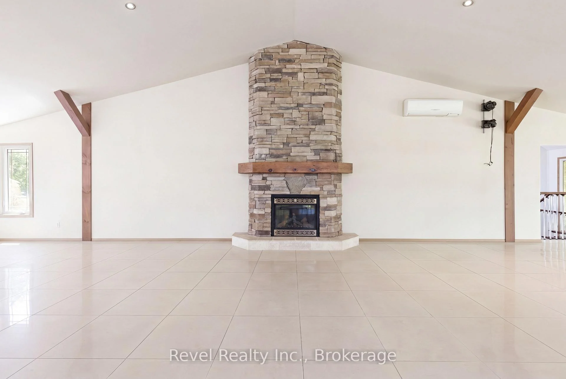 Photo 80 of 75 Meachin Drive, Kawartha Lakes, Verulam — HOMEH