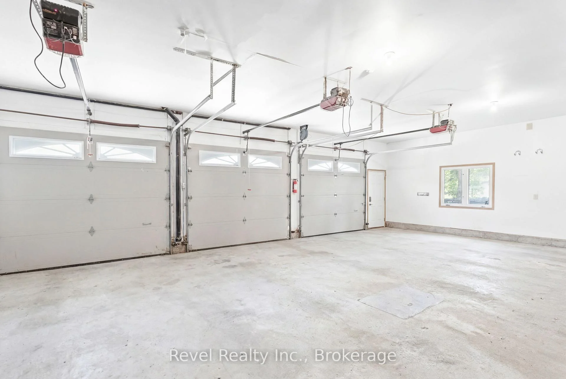 Photo 88 of 75 Meachin Drive, Kawartha Lakes, Verulam — HOMEH