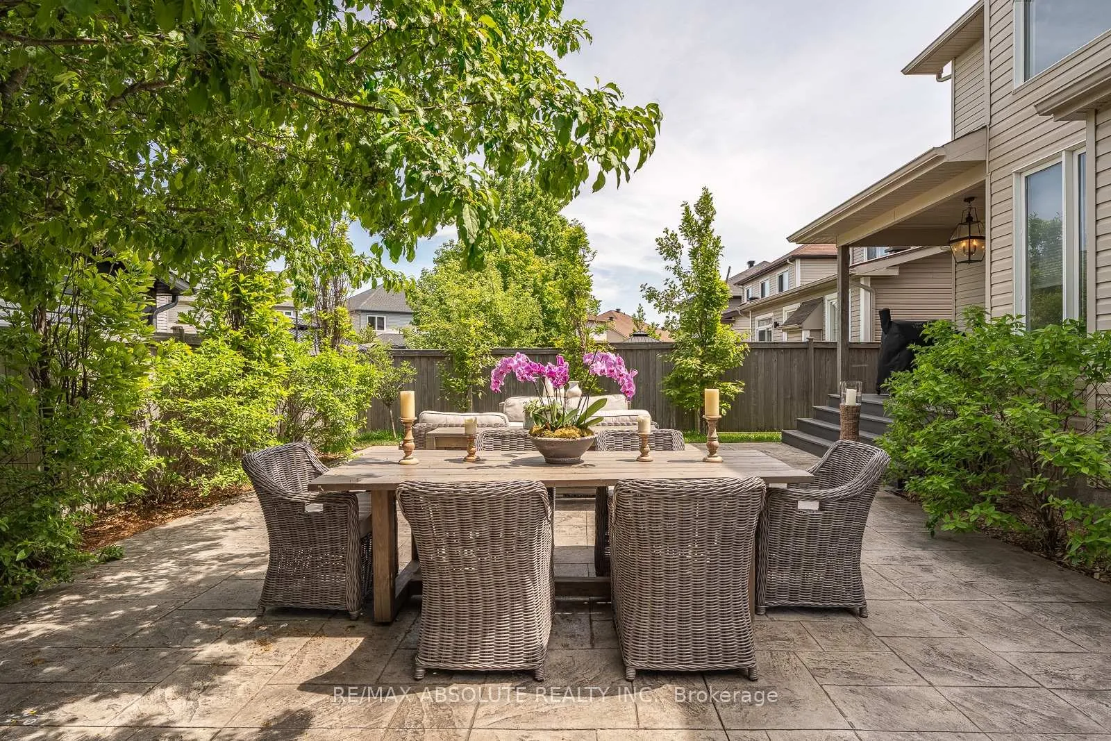 Photo 4 of 414 Landswood Way, Ottawa, Stittsville (South) — HOMEH