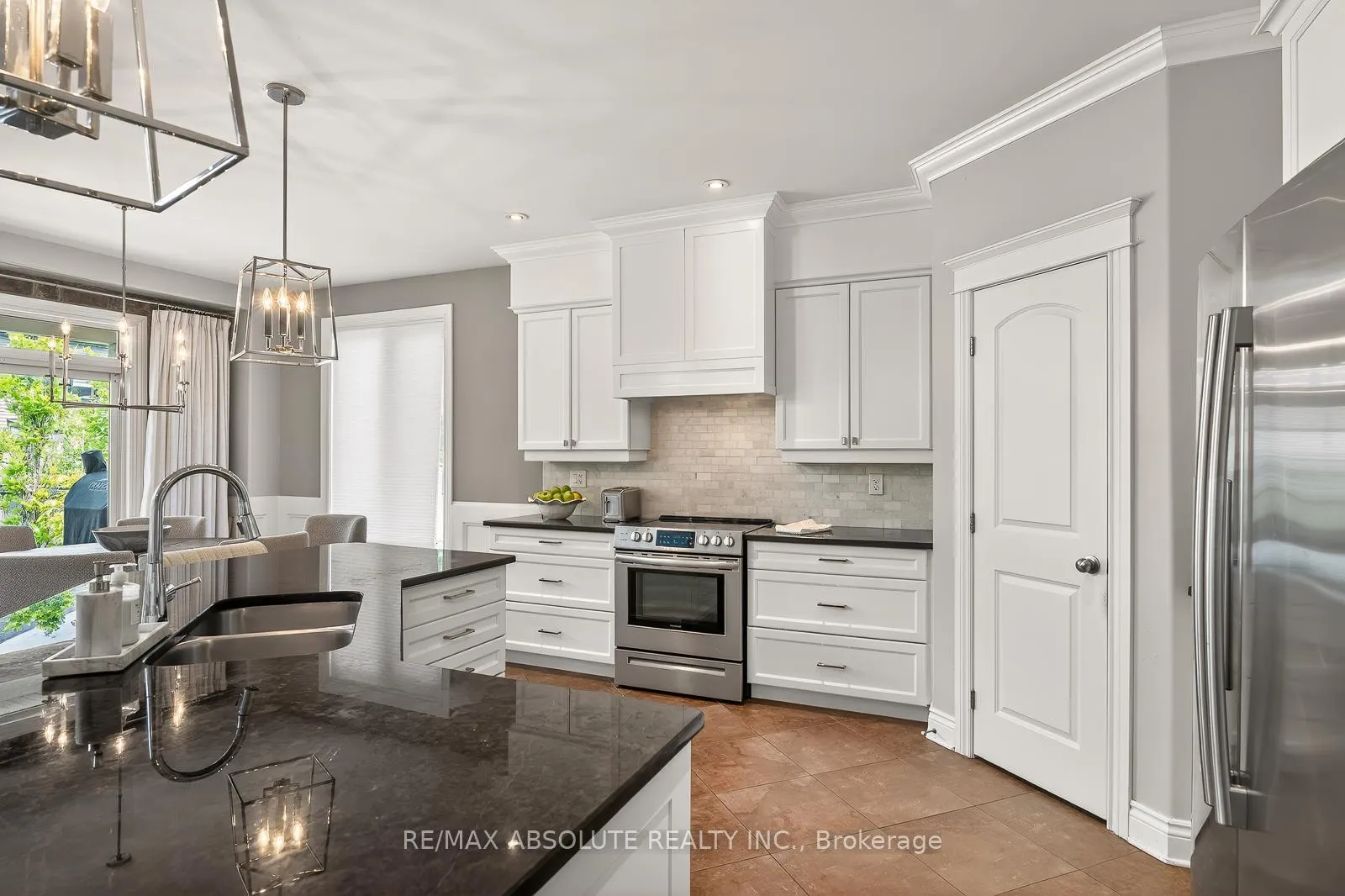 Photo 17 of 414 Landswood Way, Ottawa, Stittsville (South) — HOMEH