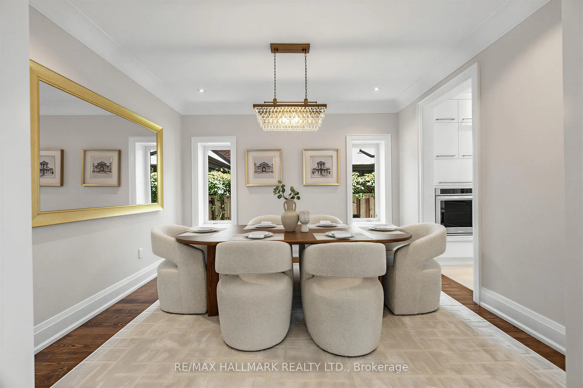 Photo 5 of 1 Dustan Crescent, Toronto, East York — HOMEH