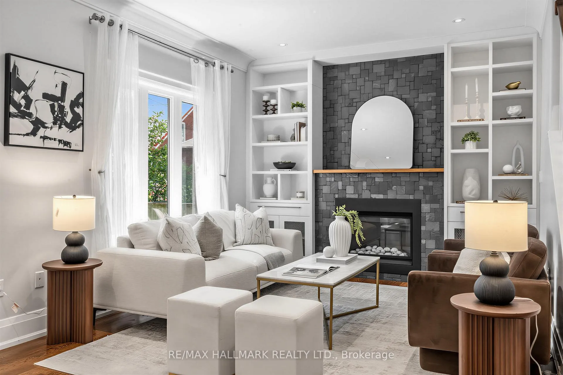 Photo 16 of 1 Dustan Crescent, Toronto, East York — HOMEH