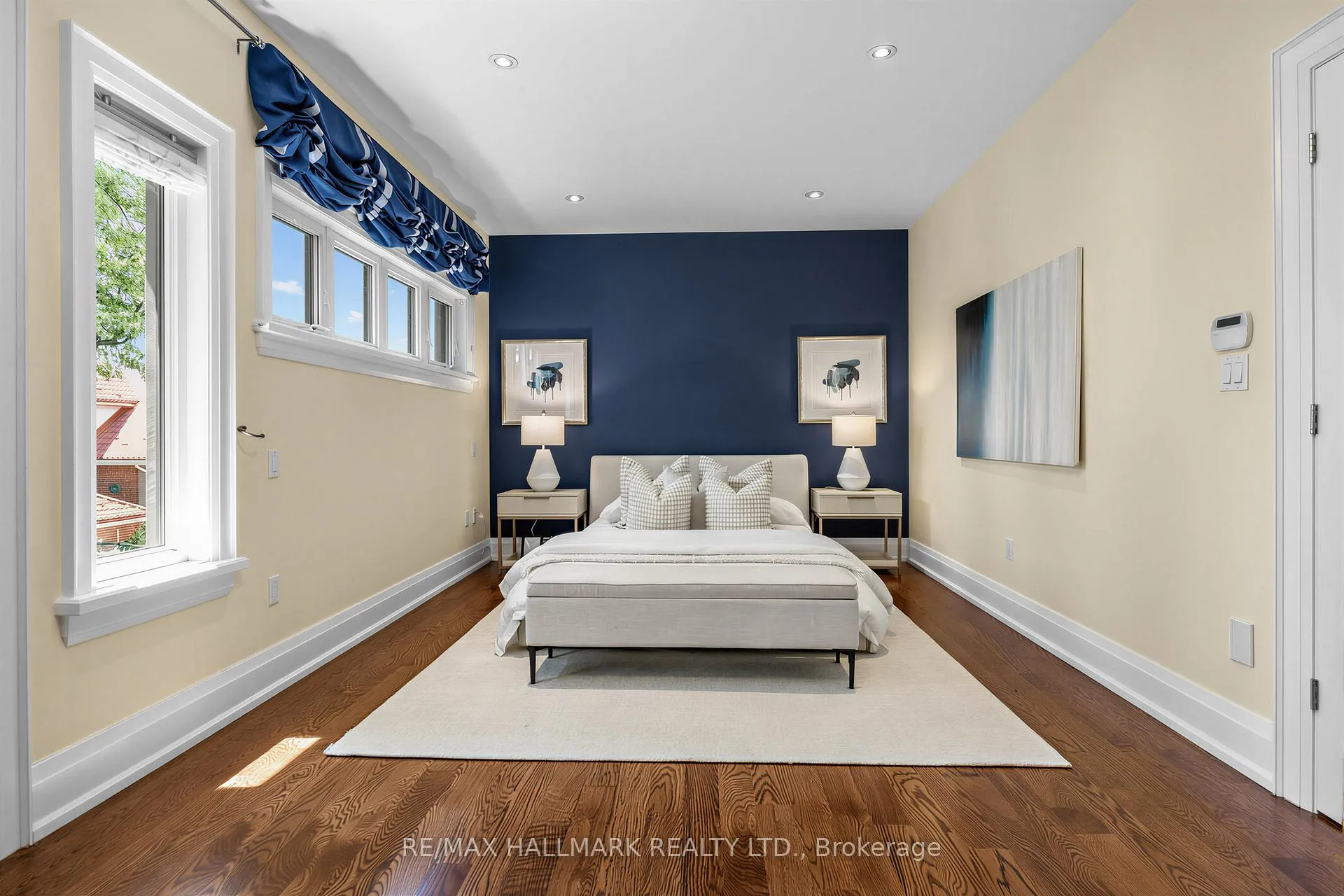 Photo 23 of 1 Dustan Crescent, Toronto, East York — HOMEH