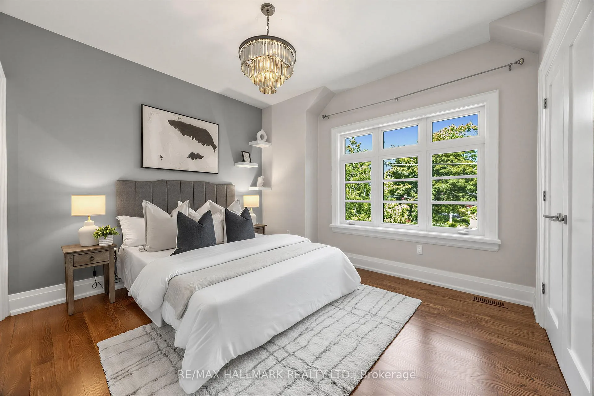 Photo 30 of 1 Dustan Crescent, Toronto, East York — HOMEH