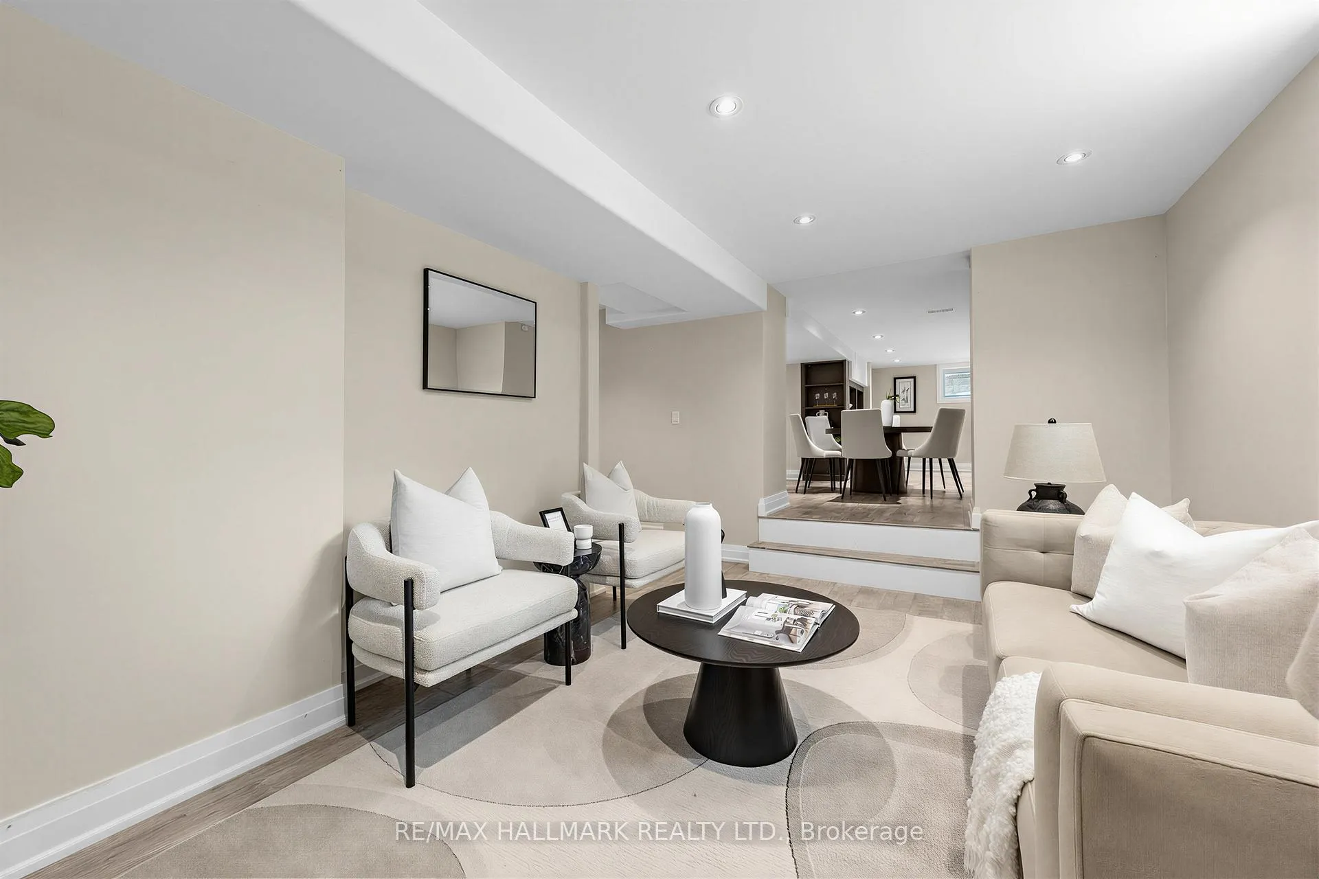 Photo 40 of 1 Dustan Crescent, Toronto, East York — HOMEH