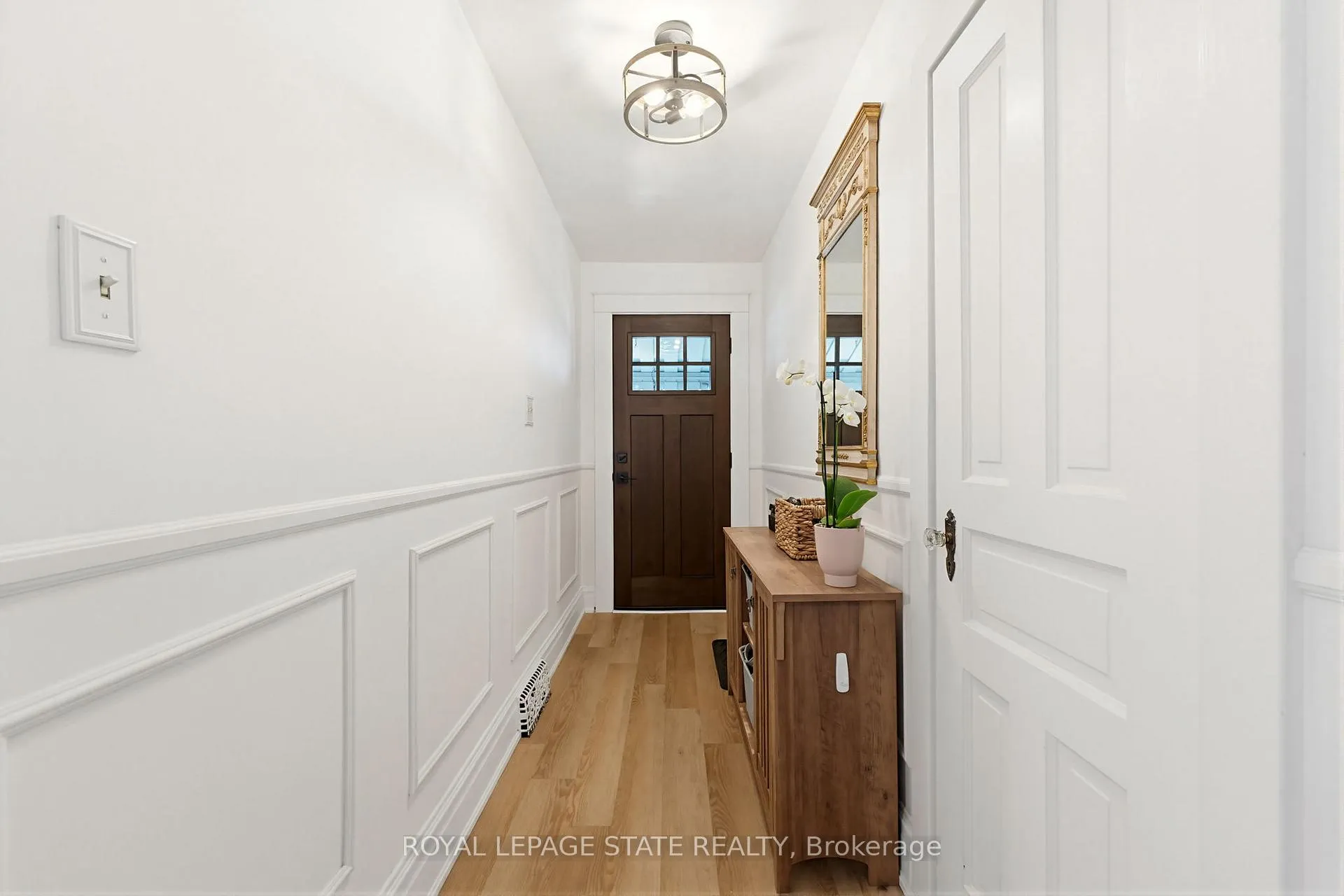 Photo 4 of 124 Campbell Avenue, Hamilton, Crown Point — HOMEH