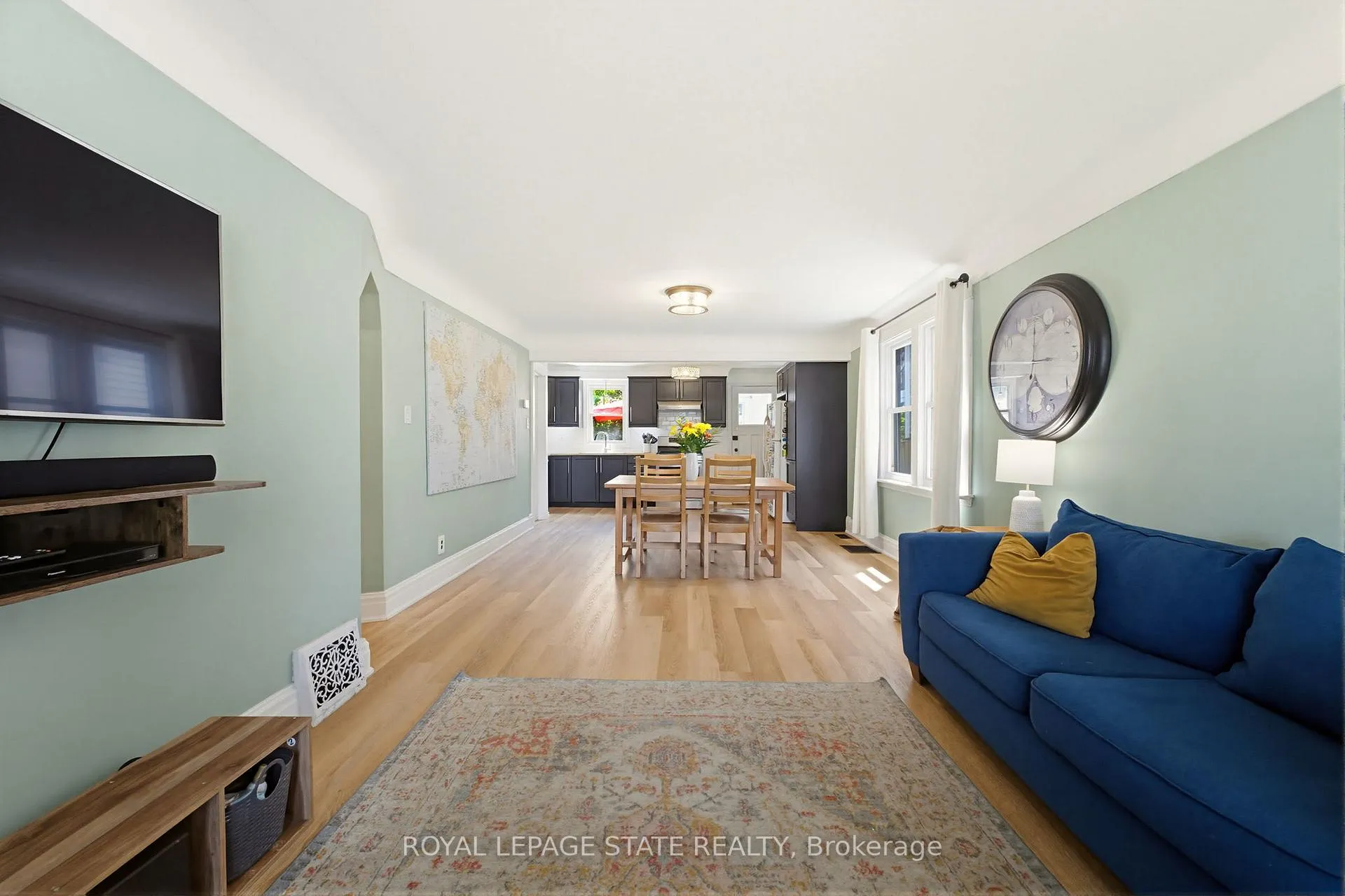 Photo 6 of 124 Campbell Avenue, Hamilton, Crown Point — HOMEH