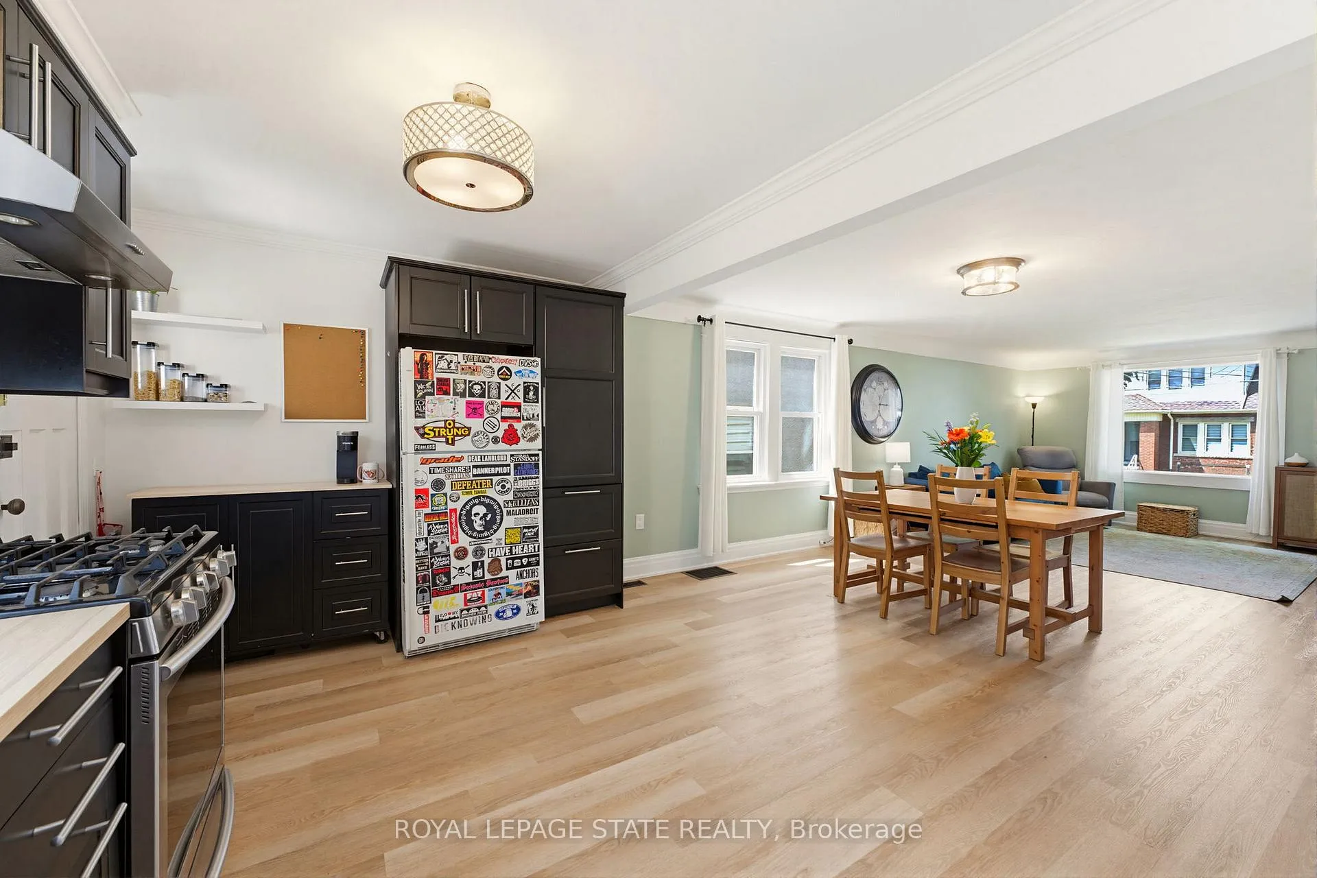 Photo 9 of 124 Campbell Avenue, Hamilton, Crown Point — HOMEH