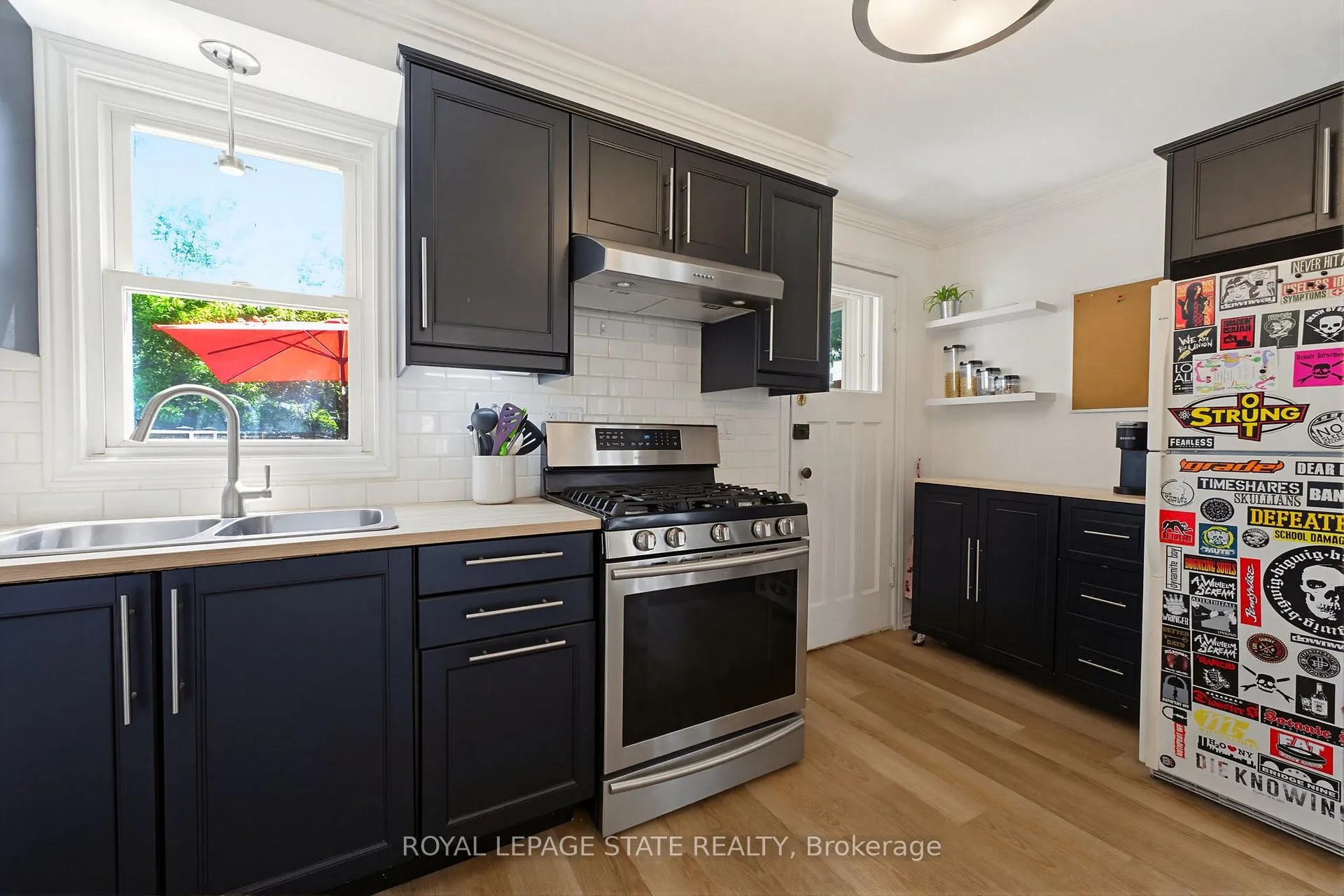 Photo 11 of 124 Campbell Avenue, Hamilton, Crown Point — HOMEH