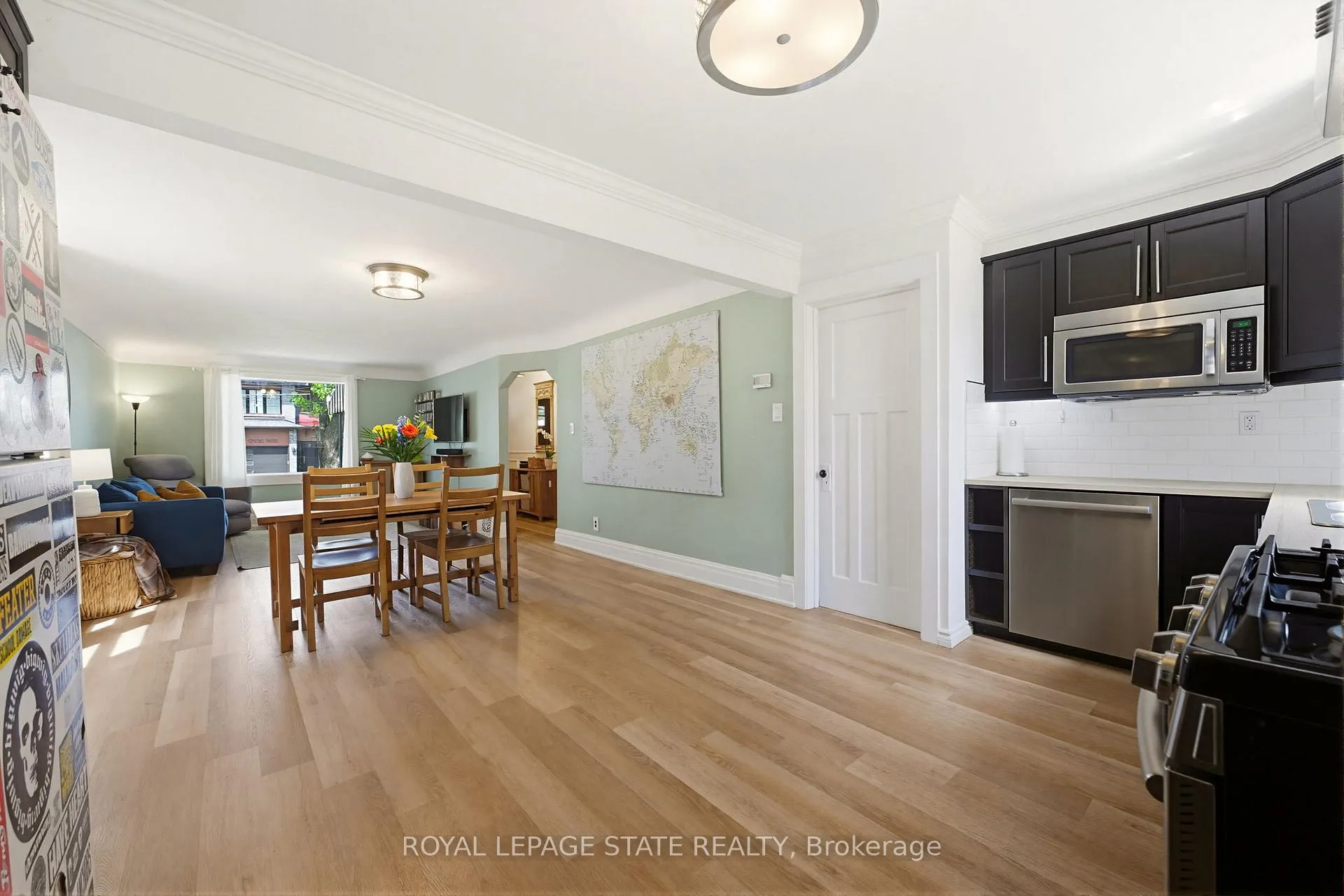 Photo 13 of 124 Campbell Avenue, Hamilton, Crown Point — HOMEH