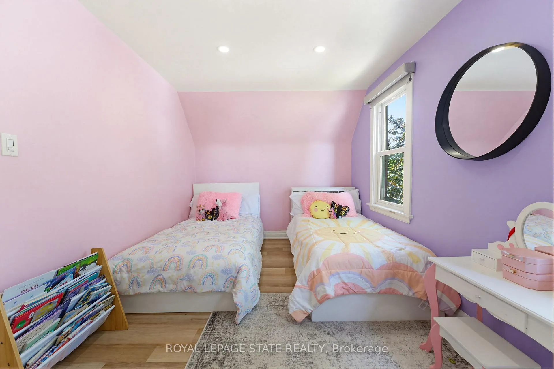 Photo 17 of 124 Campbell Avenue, Hamilton, Crown Point — HOMEH