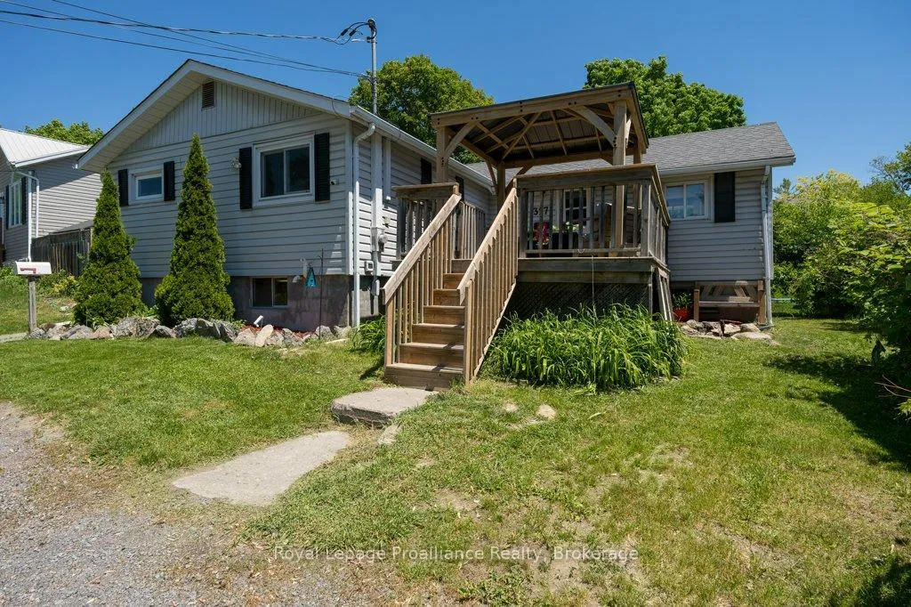 Photo 1 of 327 Sidney Street, Quinte West, Trenton Ward — HOMEH