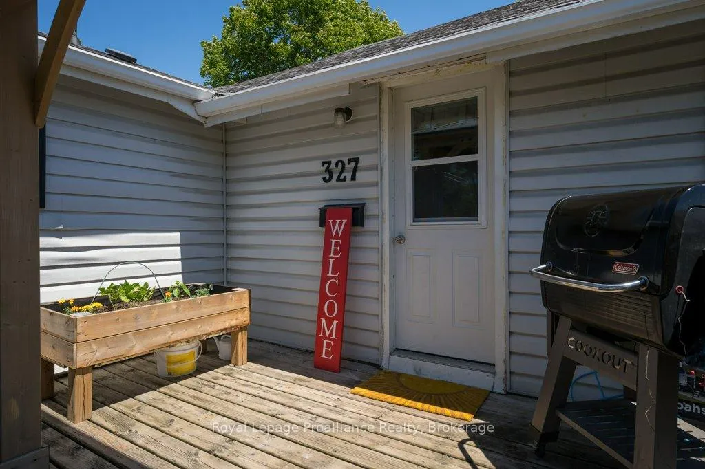 Photo 8 of 327 Sidney Street, Quinte West, Trenton Ward — HOMEH