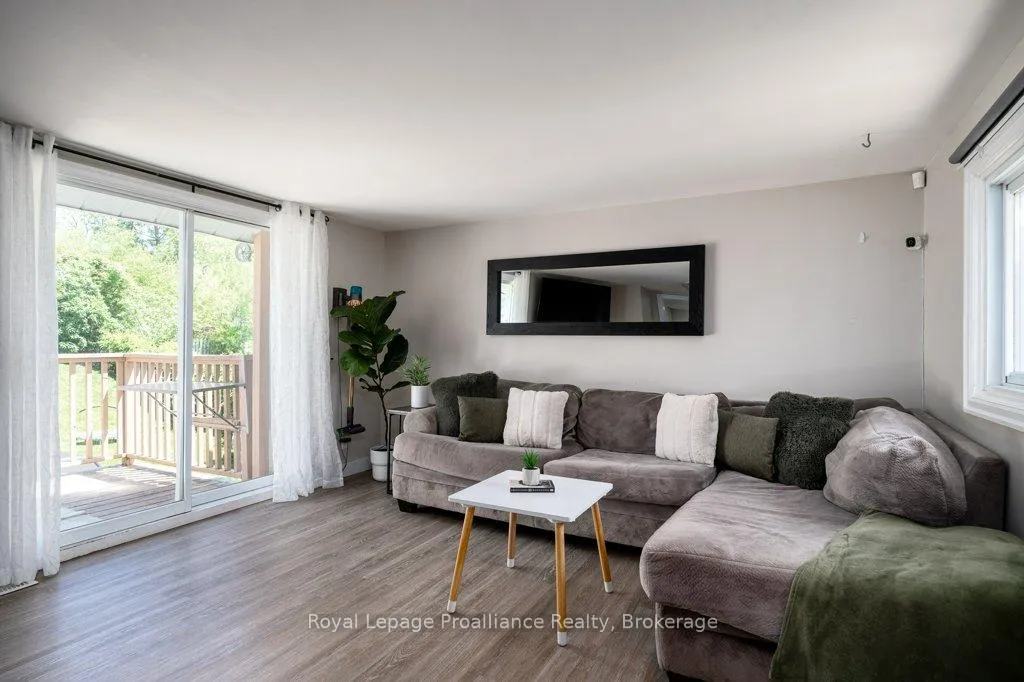 Photo 10 of 327 Sidney Street, Quinte West, Trenton Ward — HOMEH