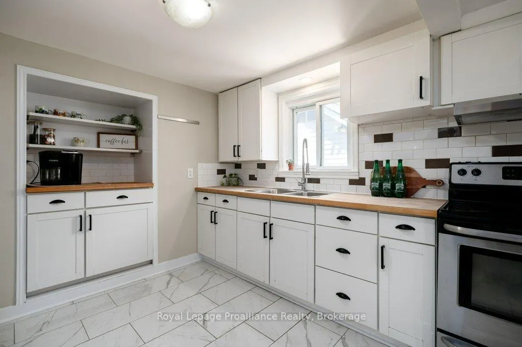 Photo 15 of 327 Sidney Street, Quinte West, Trenton Ward — HOMEH
