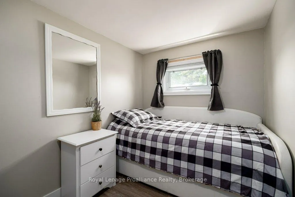 Photo 26 of 327 Sidney Street, Quinte West, Trenton Ward — HOMEH