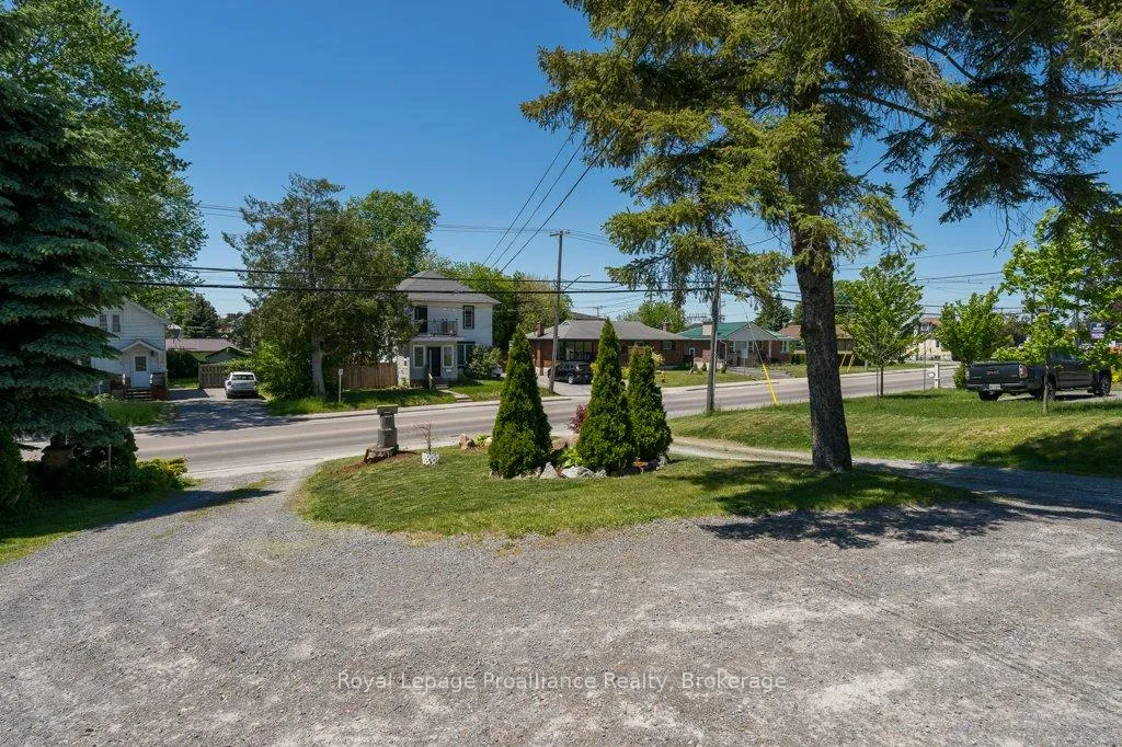 Photo 49 of 327 Sidney Street, Quinte West, Trenton Ward — HOMEH