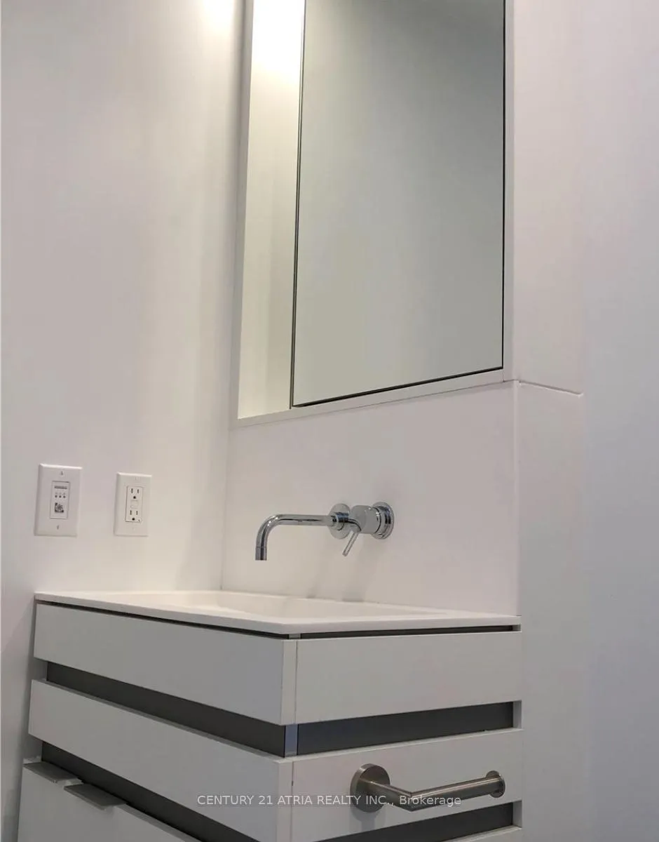 Photo 3 of Unit 4708, 197 Yonge Street, Toronto, Church-Yonge Corridor — HOMEH