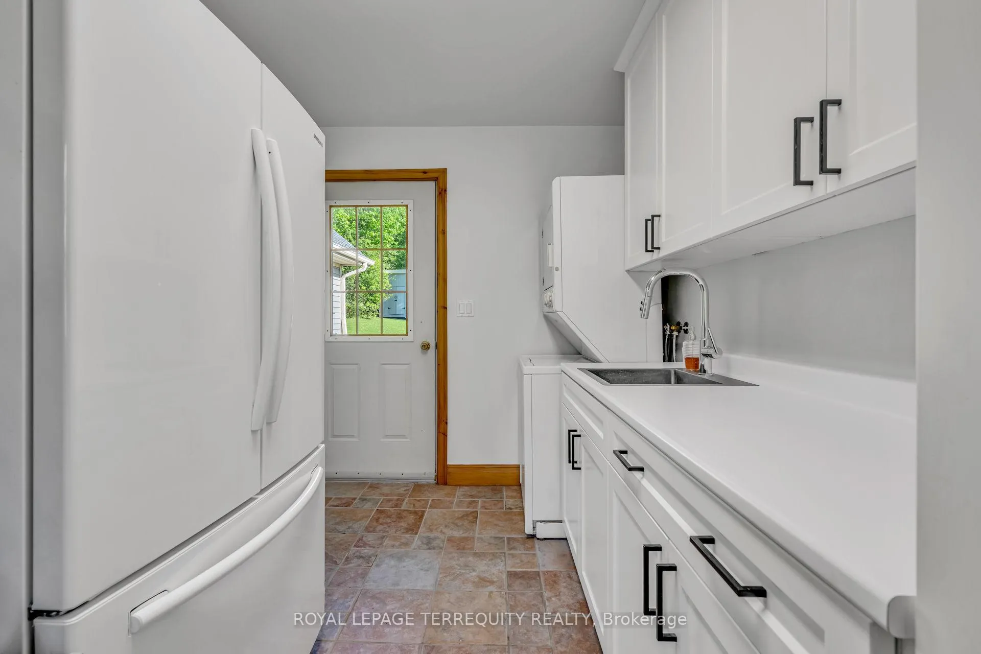 Photo 22 of 516452 7th Line, Blue Mountains — HOMEH